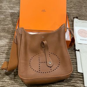 Hermes Evelyne III new in box purchased at Hermes*Sac Evelyne Poche III 29 Gold